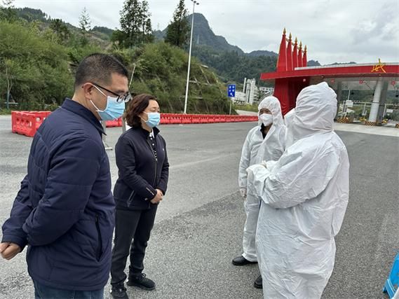 【专家:威信县每年或现多个感染高峰_威信县有疫情吗】