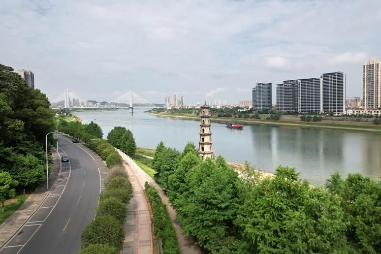 【湖南省益阳市资阳区最新轨迹公布:寻找同轨迹人员,益阳资阳区是哪个省】