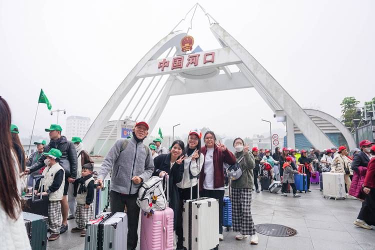 【云南红河哈尼族彝族自治州河口瑶族自治县累计报告境外输入22例_云南红河州口岸是什么地方】