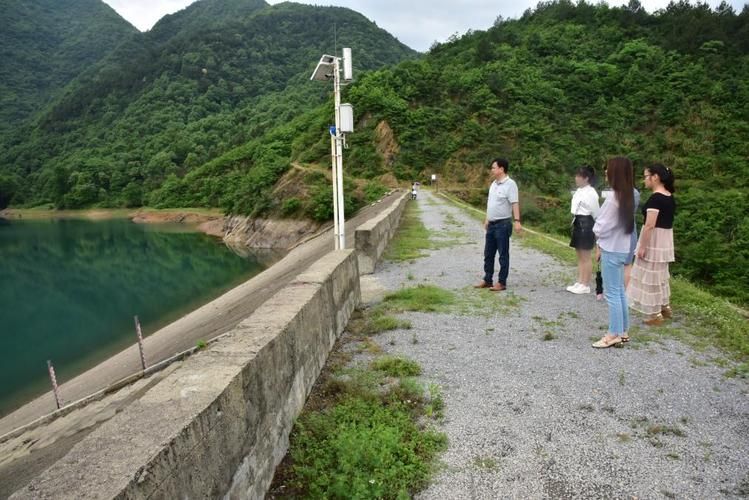 【湖北黄石铁山区最新疫情数据:寻找同轨迹人员_湖北省黄石市铁山区疫情】