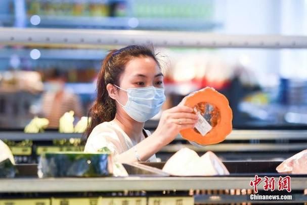 查找湖南省张家界市武陵源区最新疫情(湖南张家界武陵源区复工复产 居民上街购物)