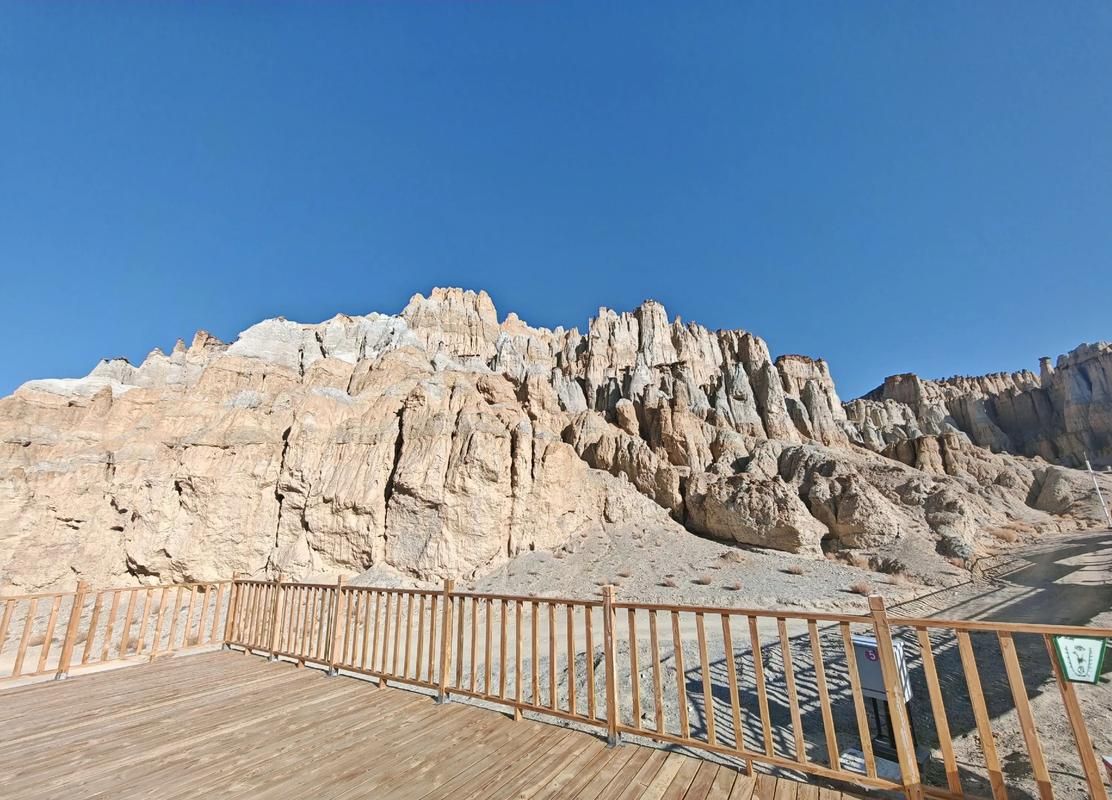 西藏自治区阿里地区日土县疫情防控中风险地区/西藏阿里地区日土县喀那村303号