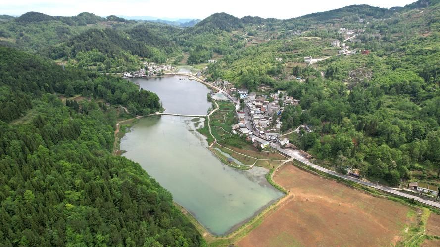 贵州省贵阳市修文县足不出户标准最新公布:贵阳市修文县房价多少