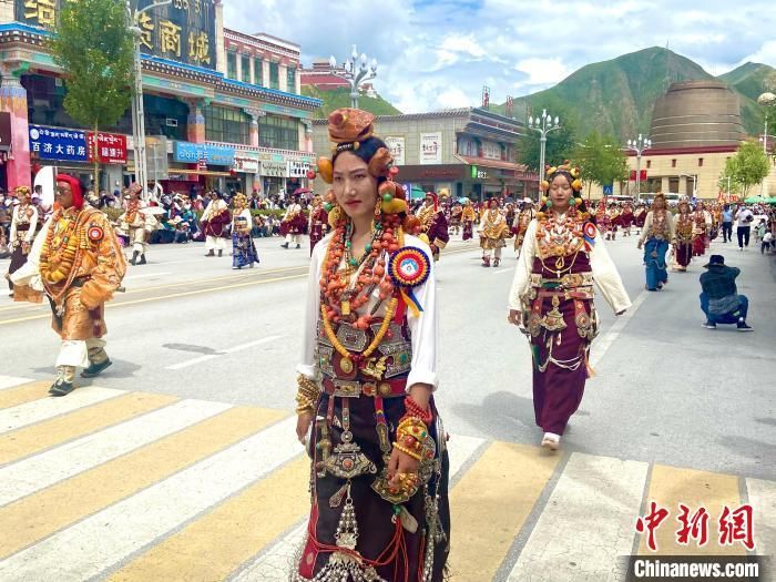 包含宜丰县新增1例死亡病例,涉及青海玉树藏族自治州玉树的词条
