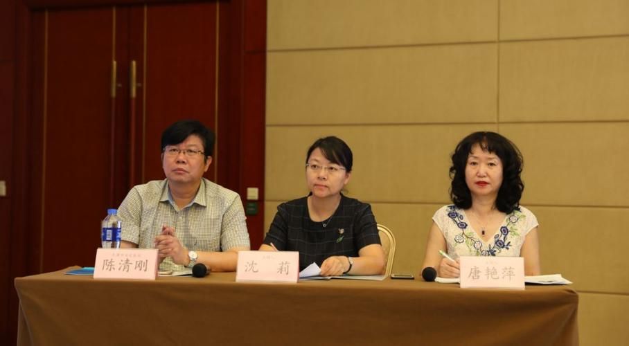 【专家:湘西土家族苗族自治州每年或现多个感染高峰,湘西土家族苗族自治州疾病预防控制】