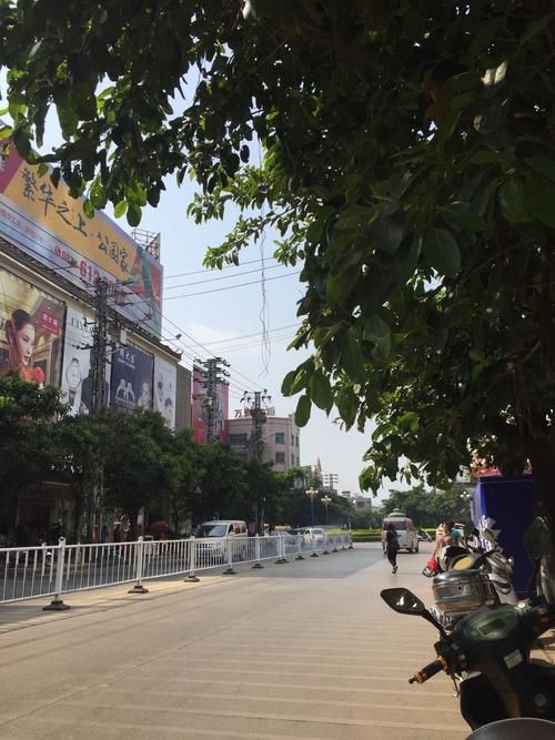 疫情分布图最新云南省红河哈尼族彝族自治州弥勒市/云南省红河哈尼族彝族自治州弥勒市巡检司镇乌稠小学
