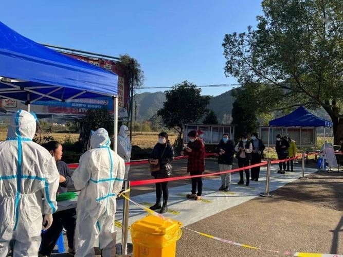 矿区新增11例核酸阳性及14例无症状:抗击疫情做核酸大场面